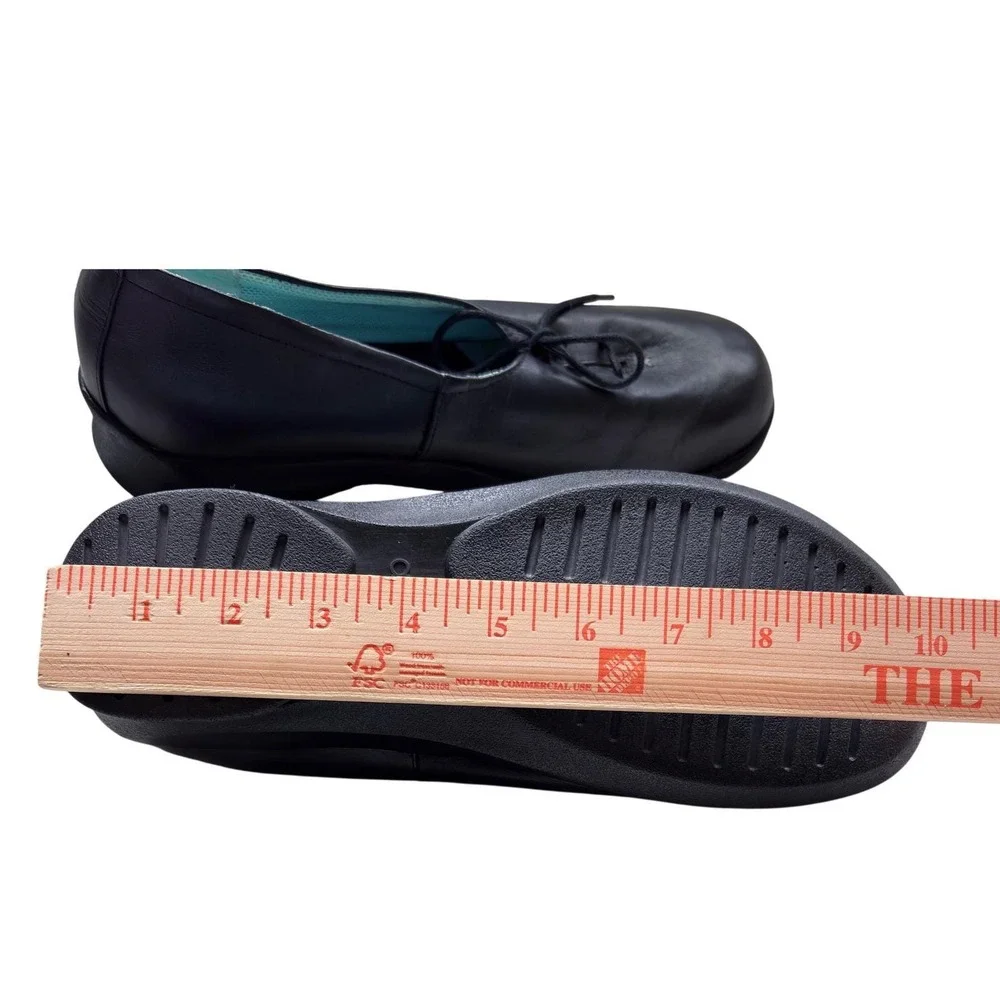 Aetrex black leather